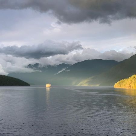 Bed and Breakfast Earls Cove Orca View Egmont Exteriér fotografie